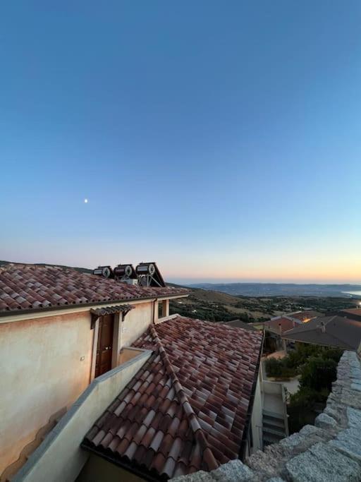Casa Smeralda - Piscina E Vista Sul Mare! Trinita d'Agultu e Vignola Экстерьер фото