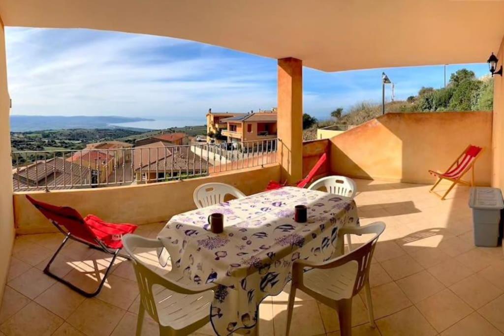 Casa Smeralda - Piscina E Vista Sul Mare! Trinita d'Agultu e Vignola Экстерьер фото